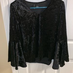 Black velvet top